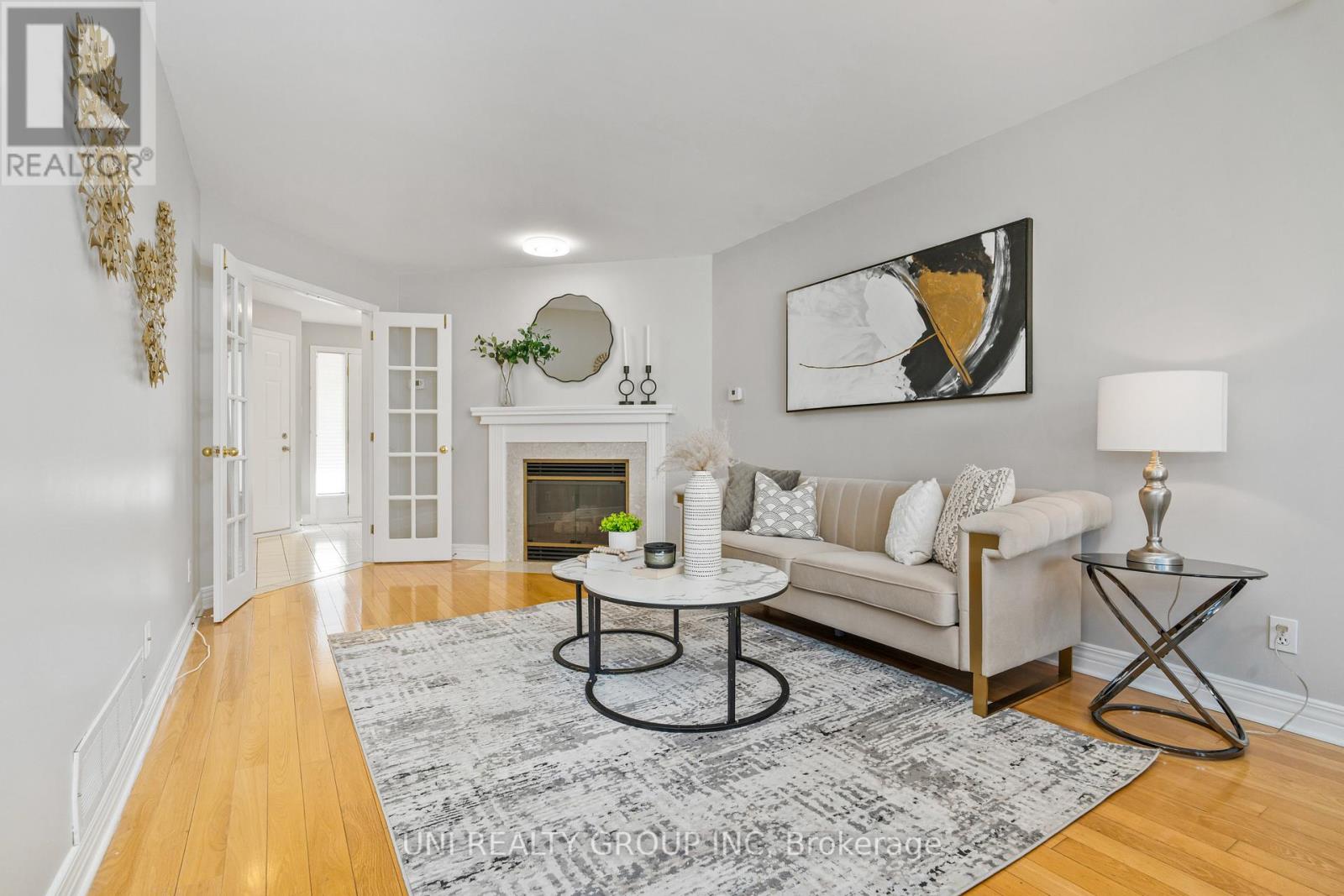 114 Thornbury Crescent