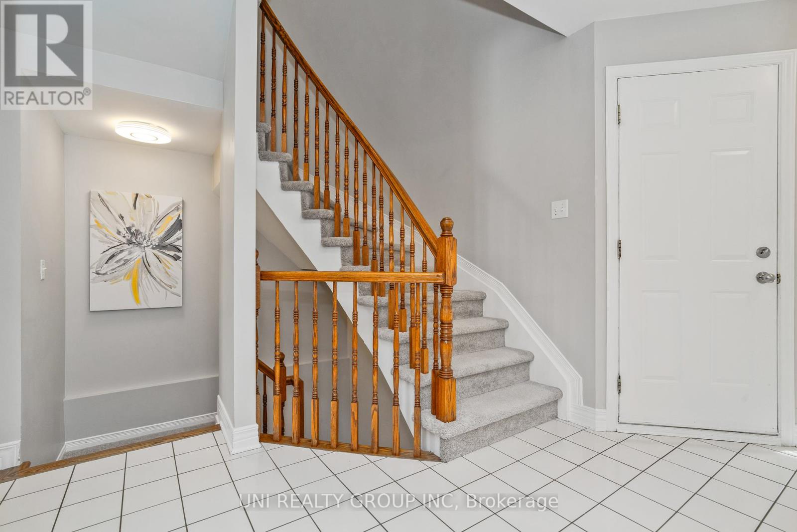 114 Thornbury Crescent