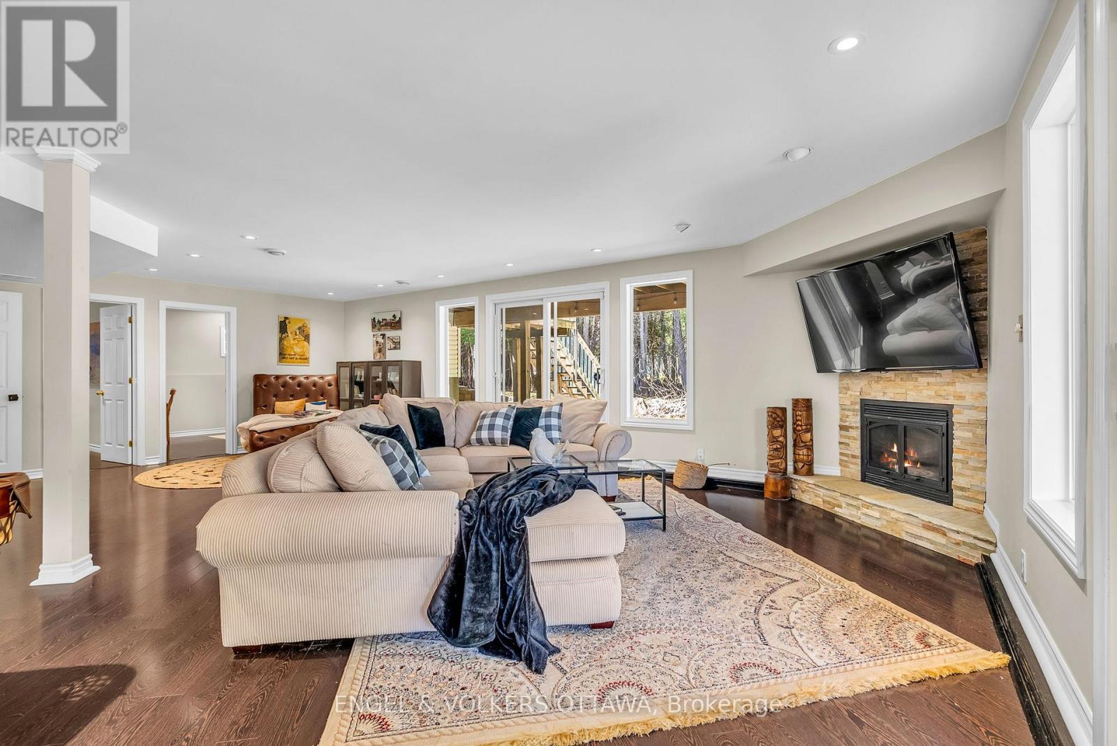 7359 Marcella Drive