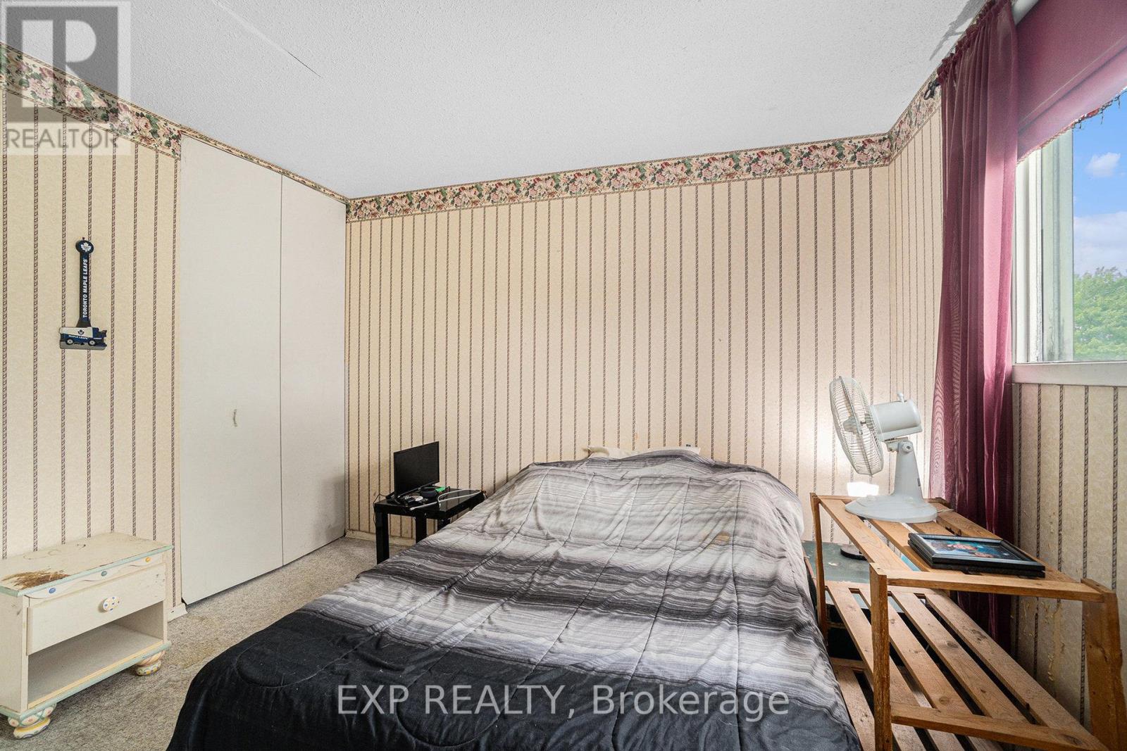 983 Mackenzie Road