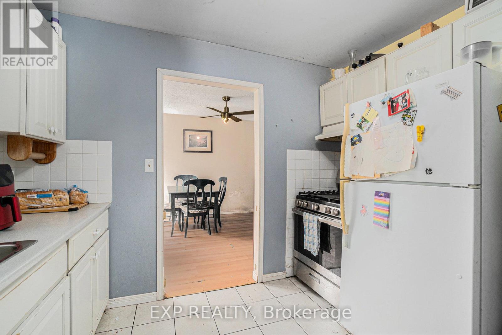 983 Mackenzie Road