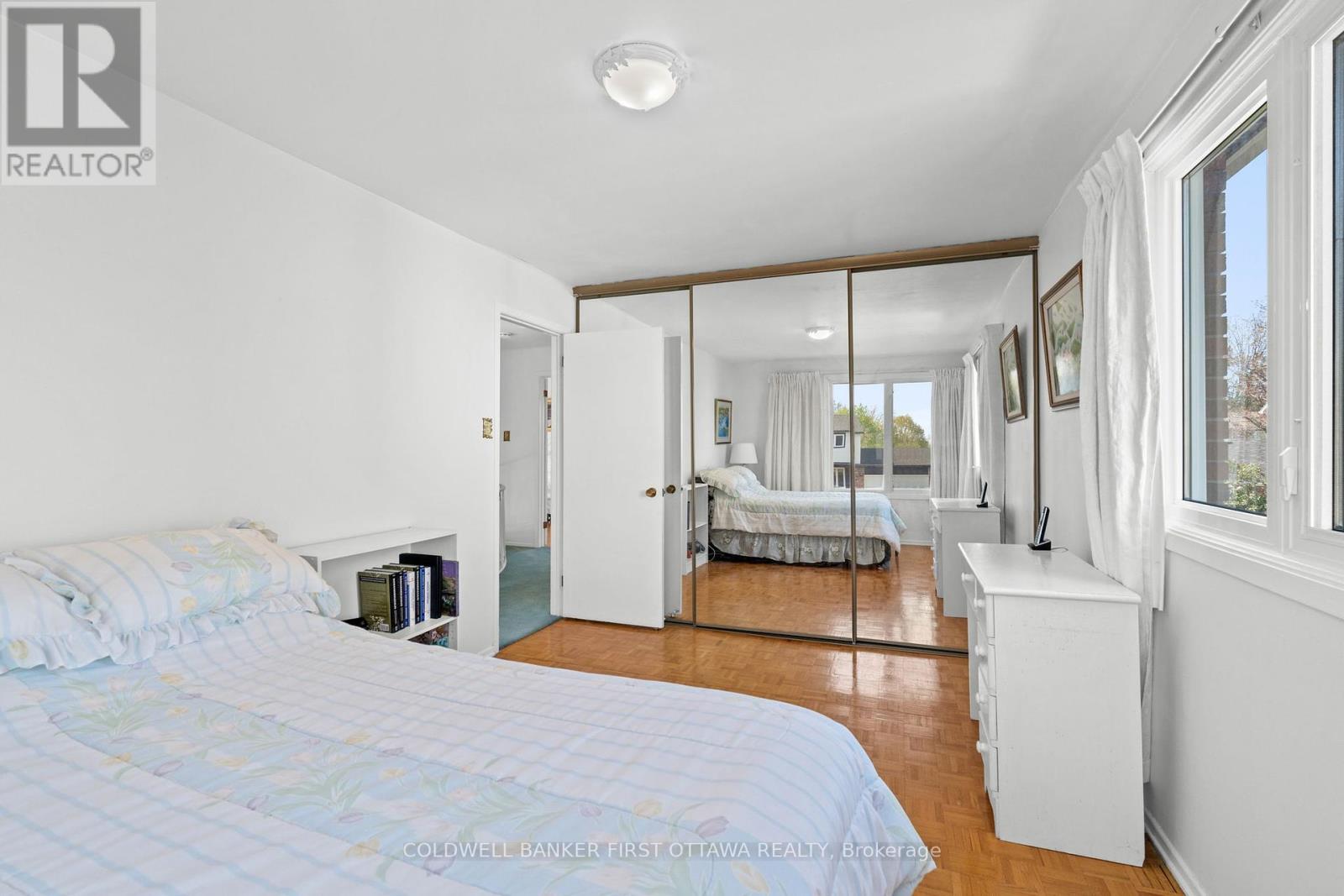 16 Denewood Crescent