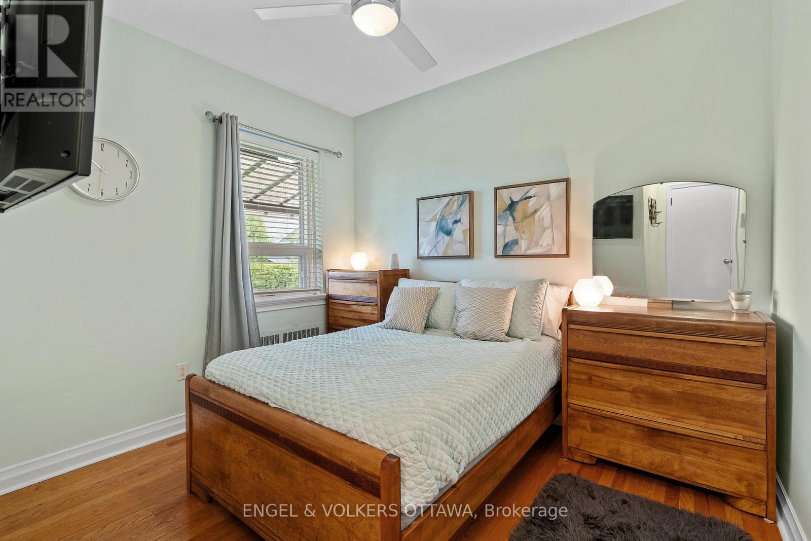165 Island Park Drive