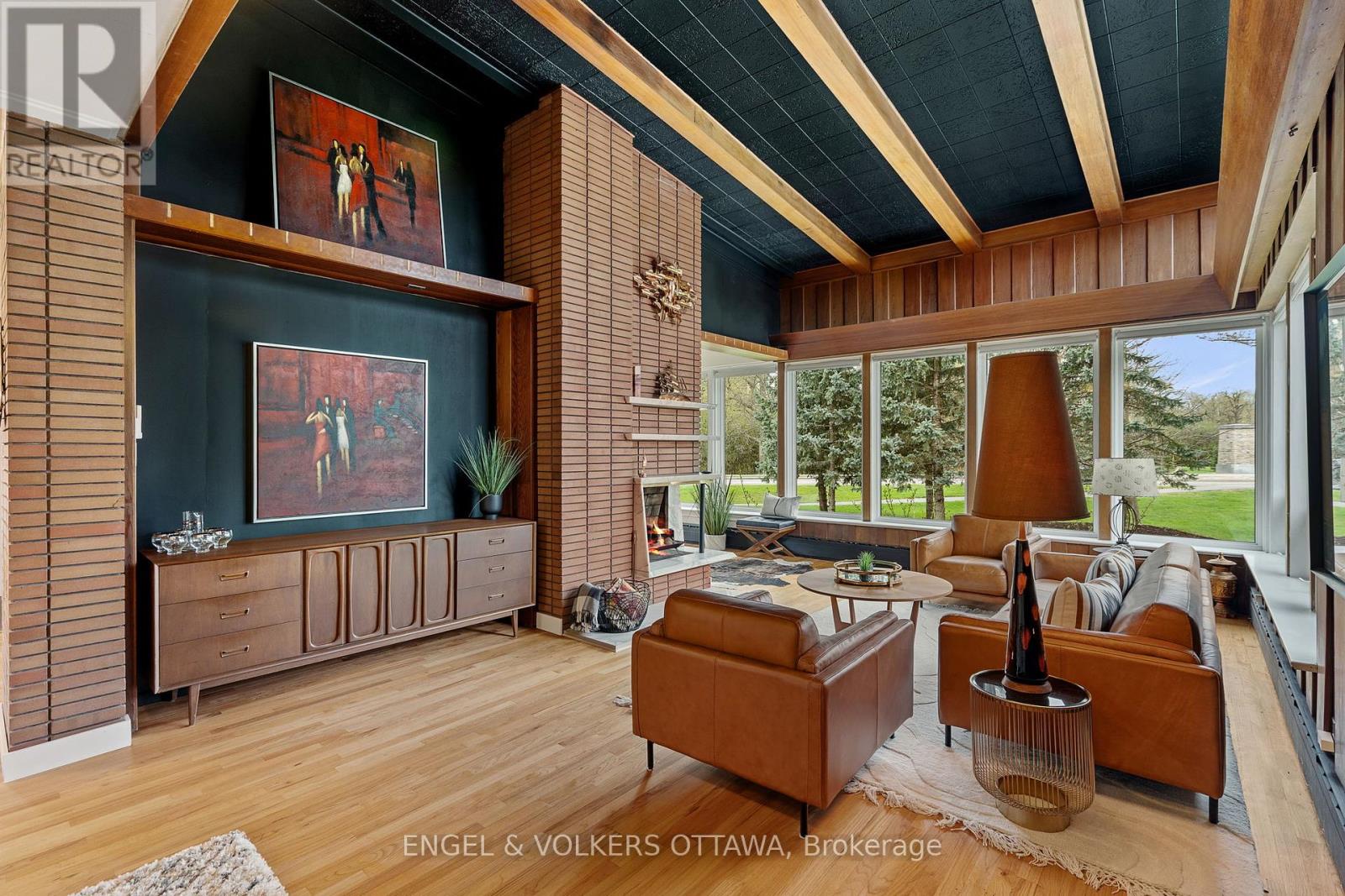 165 Island Park Drive