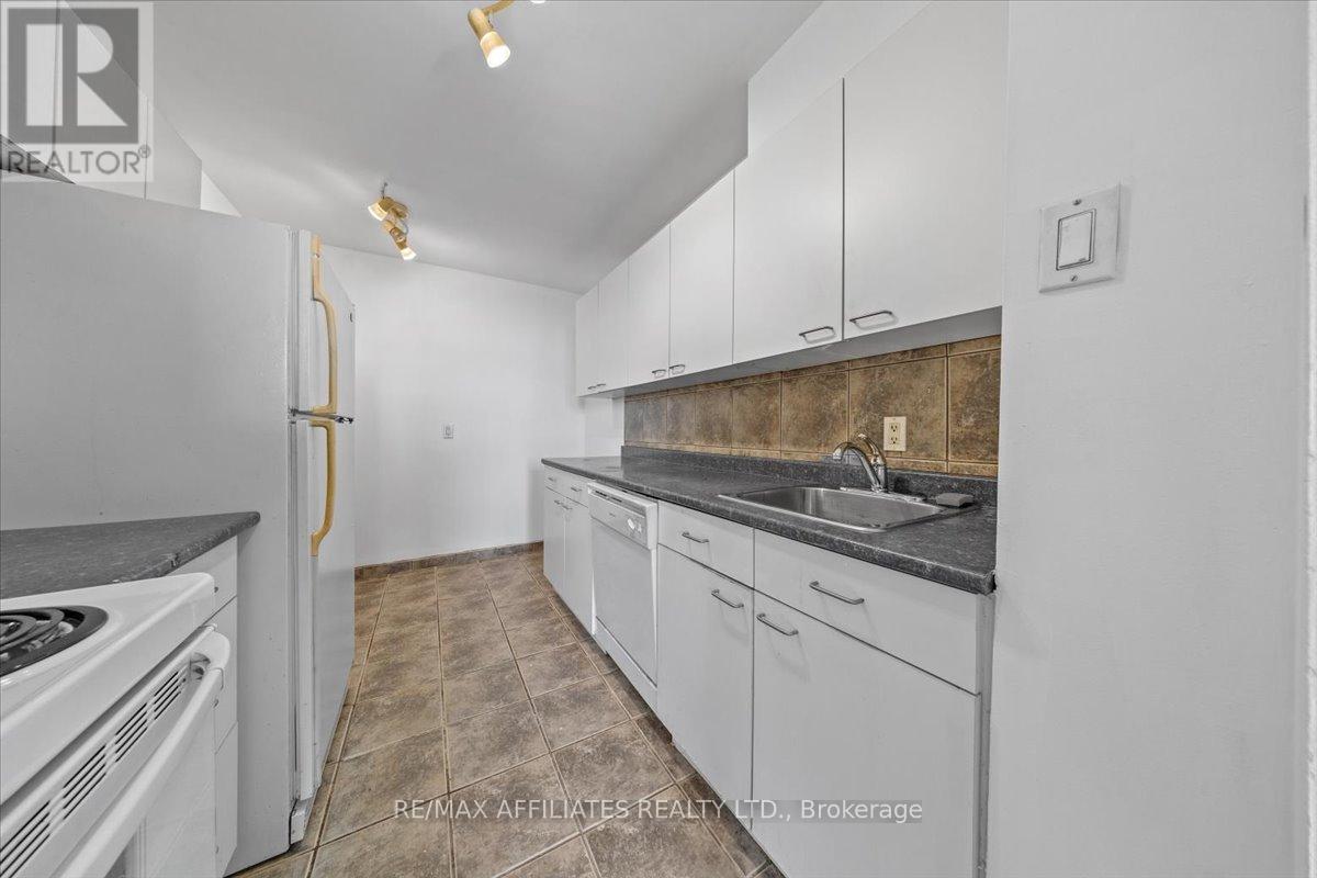 706 - 2000 Jasmine Crescent