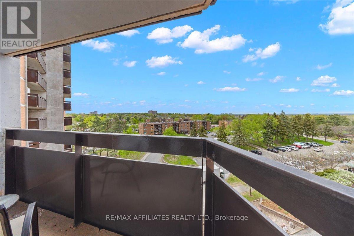 706 - 2000 Jasmine Crescent