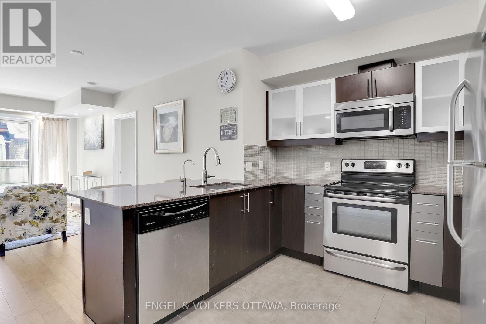 202 - 195 Besserer Street