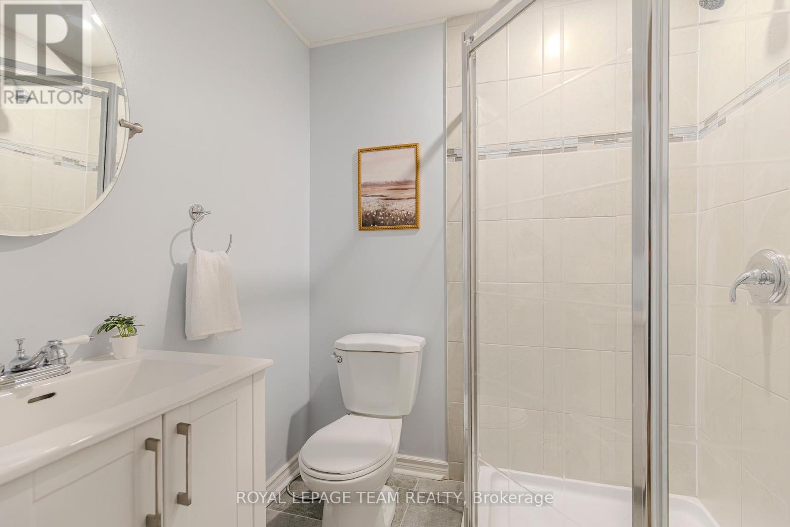 466 Meadowhawk Crescent