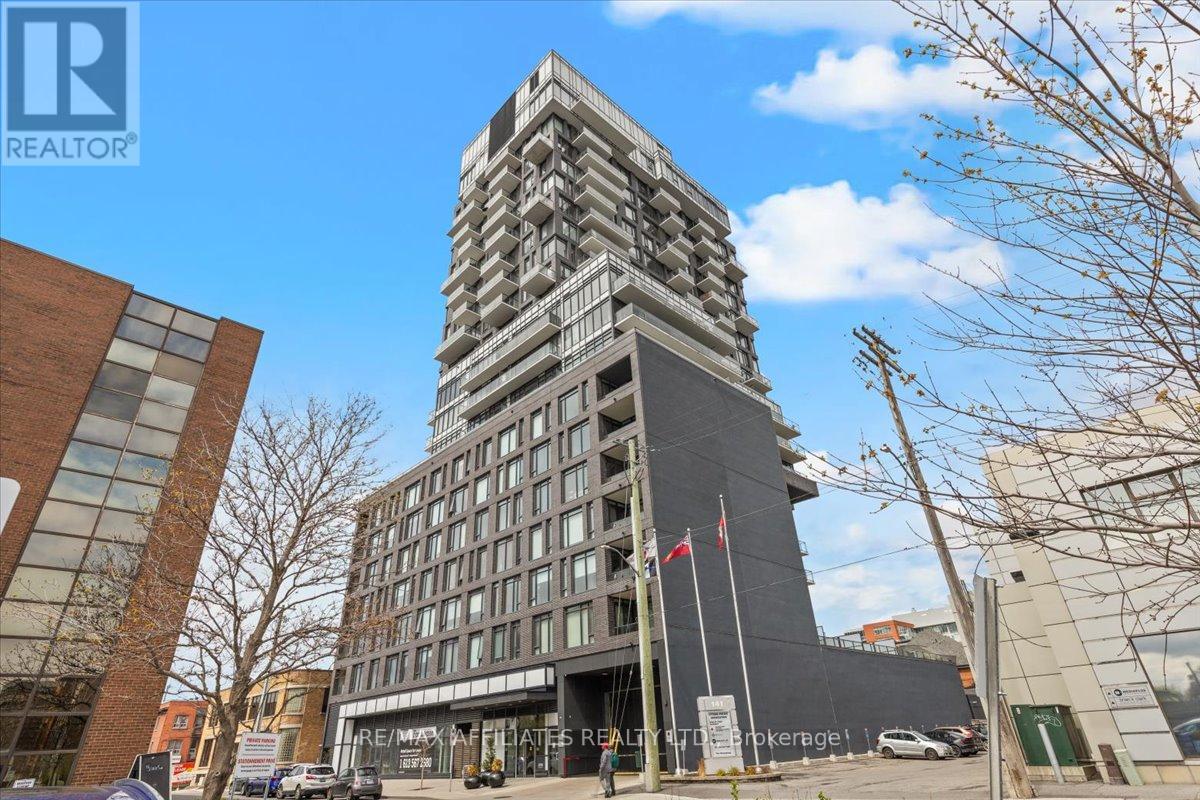 1408 - 203 Catherine Street