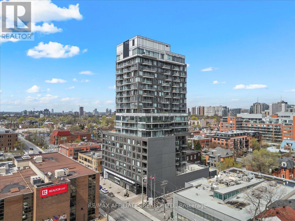 1408 - 203 Catherine Street