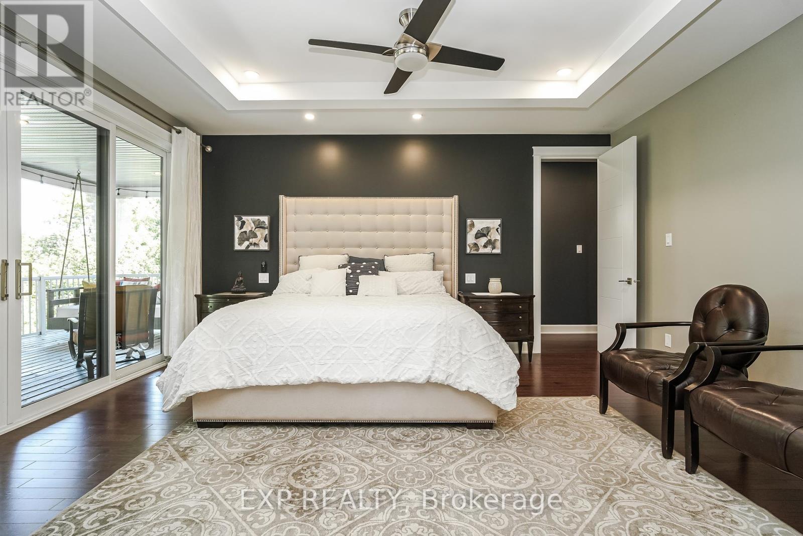 7 Phillip Drive