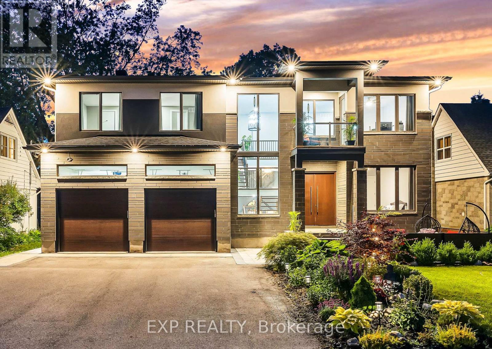7 Phillip Drive