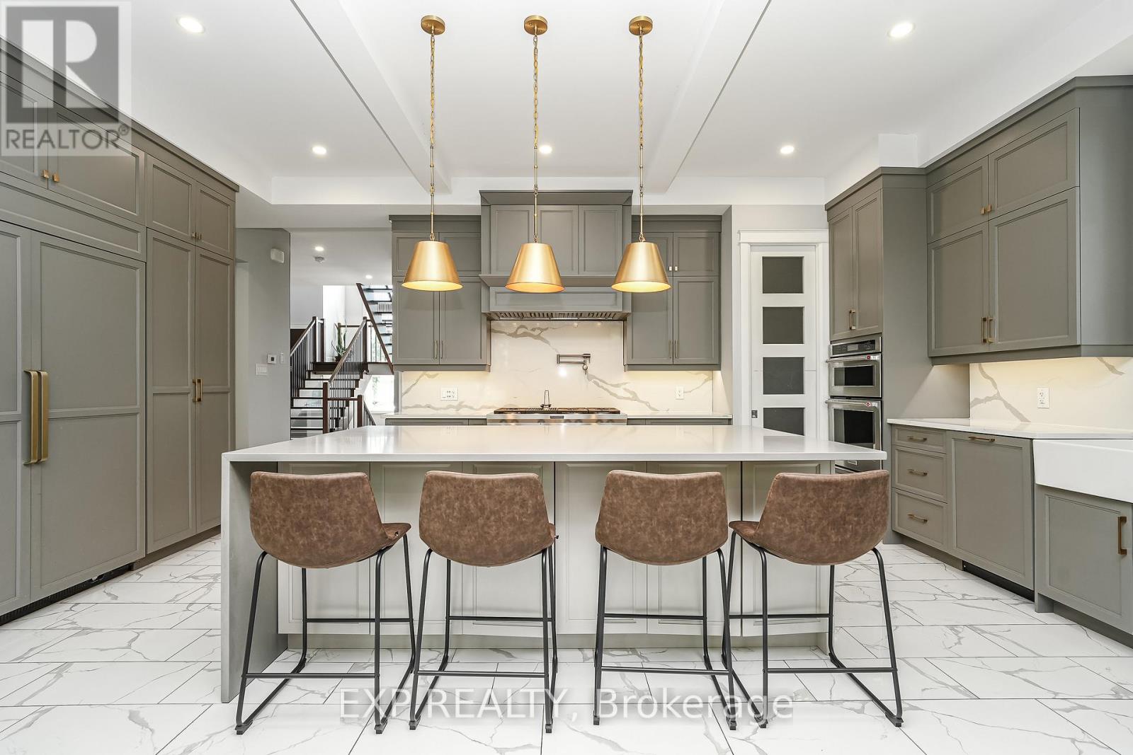 7 Phillip Drive
