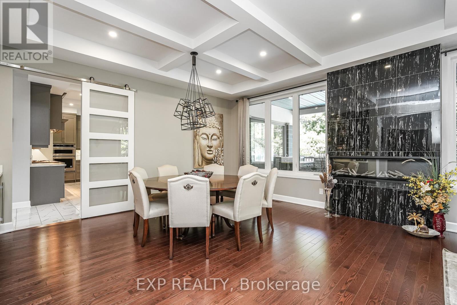 7 Phillip Drive