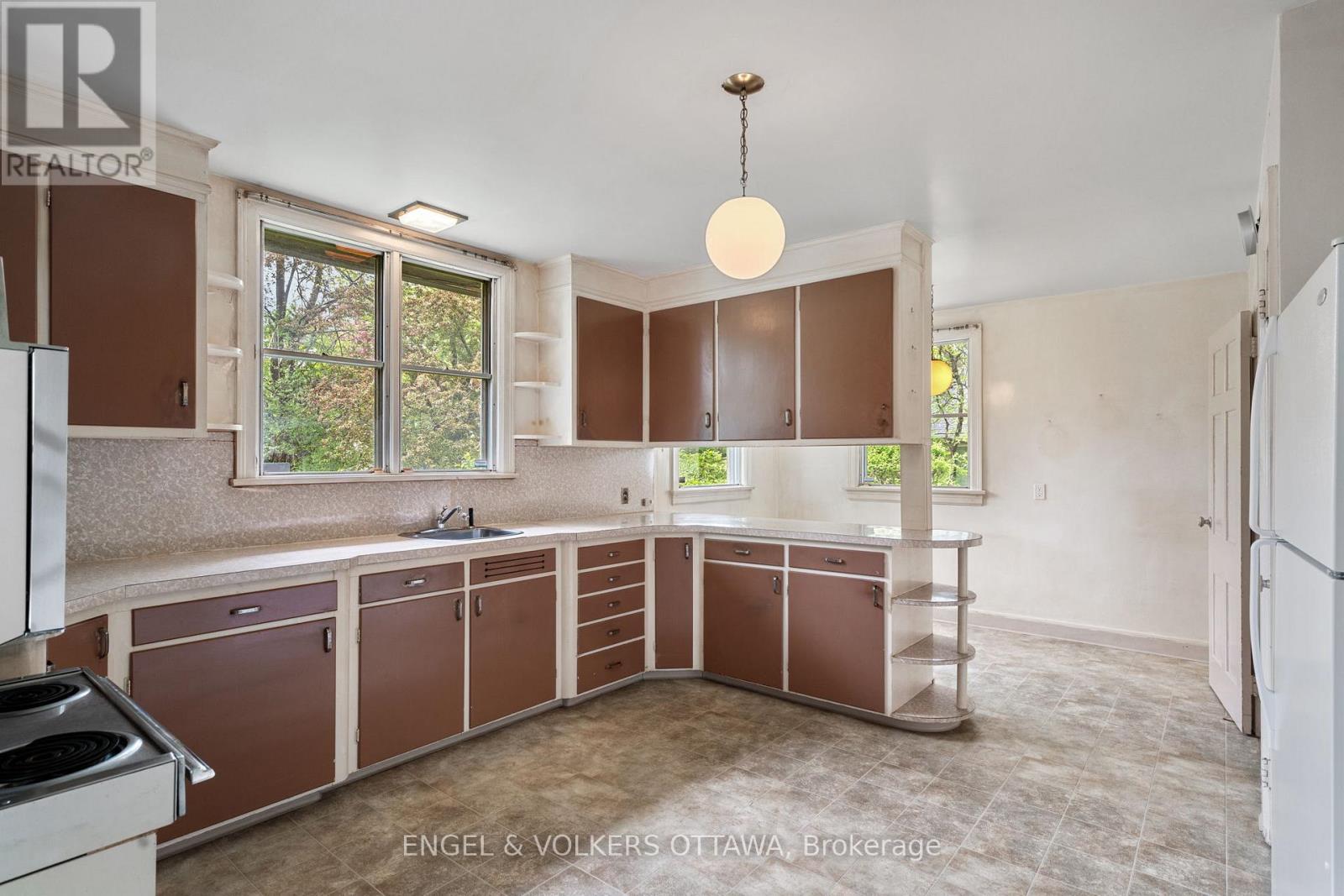 238 Island Park Drive
