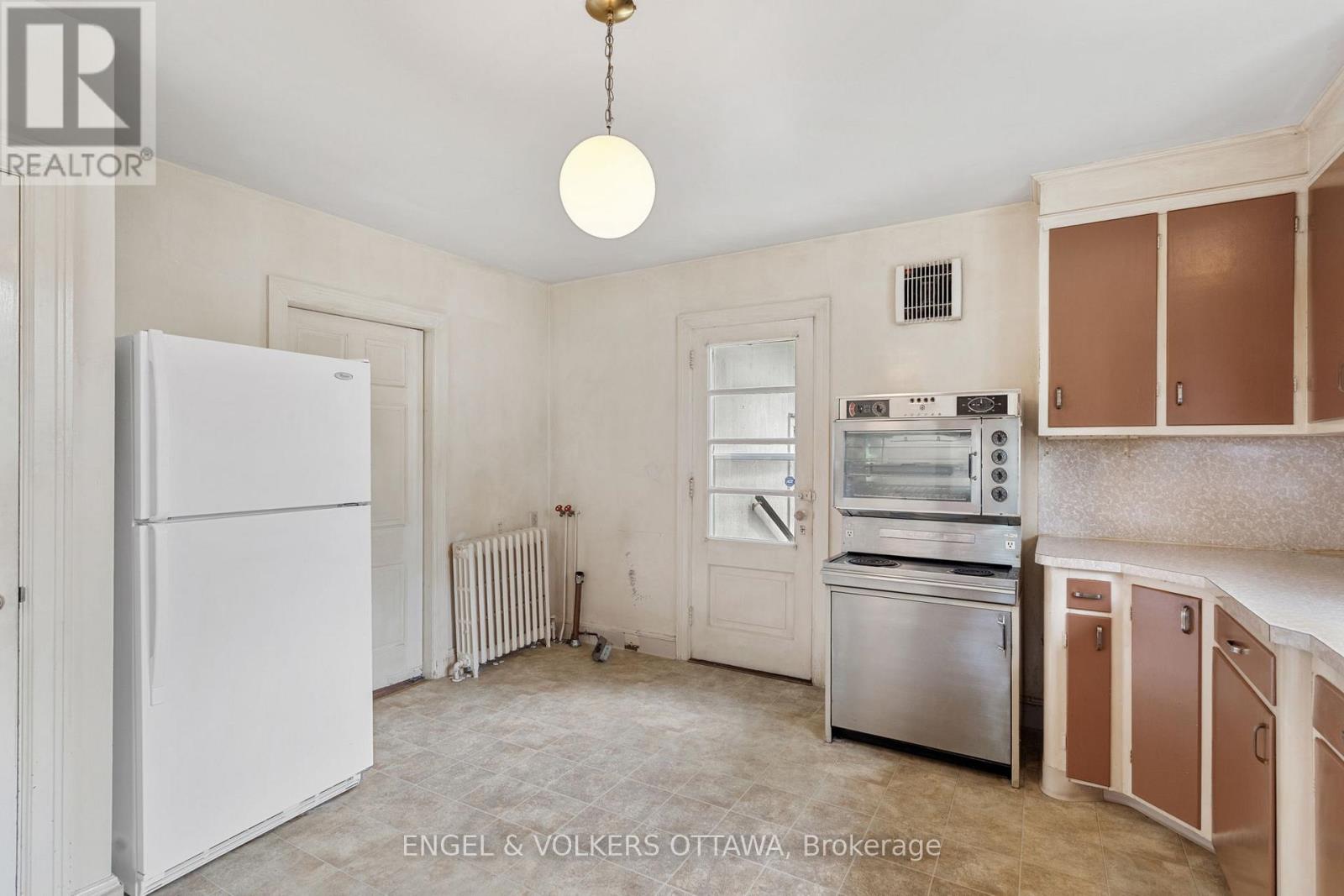 238 Island Park Drive