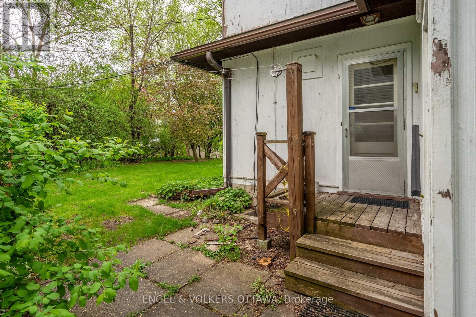 238 Island Park Drive
