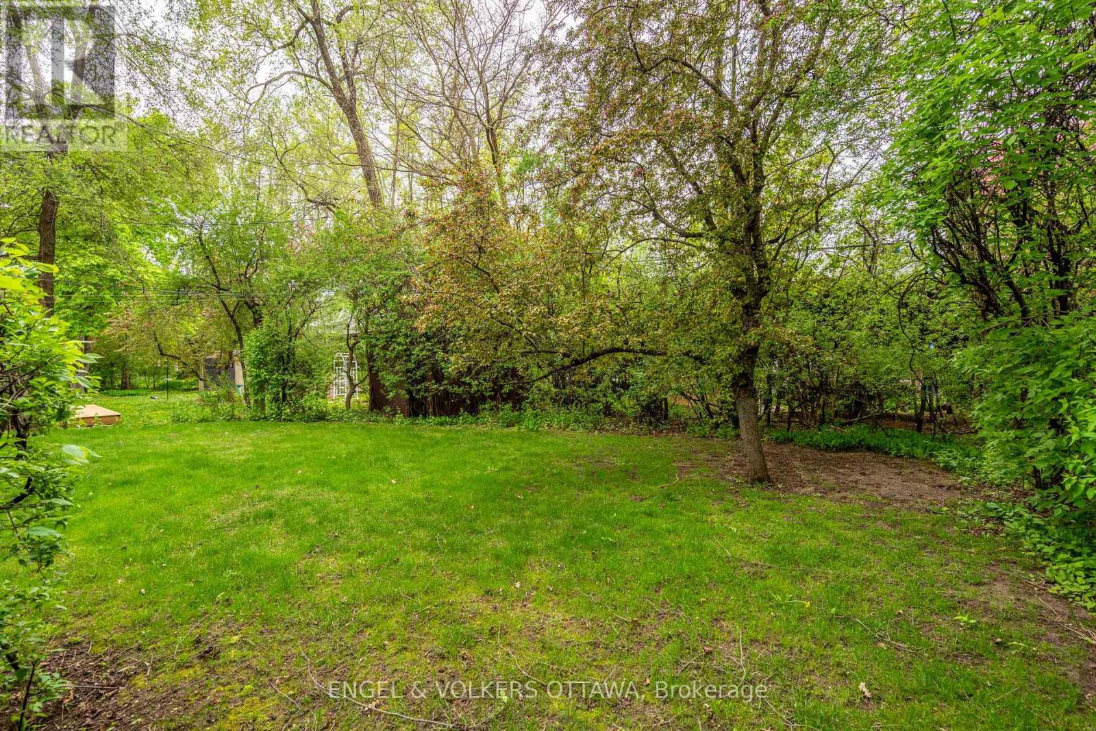 238 Island Park Drive