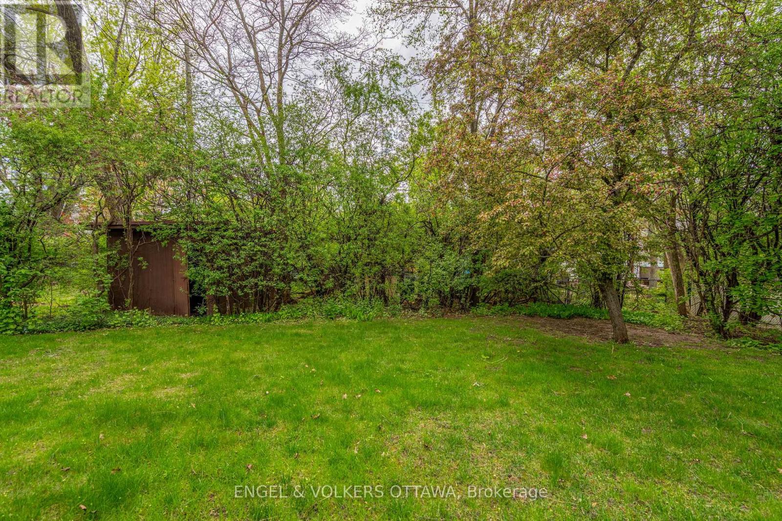 238 Island Park Drive