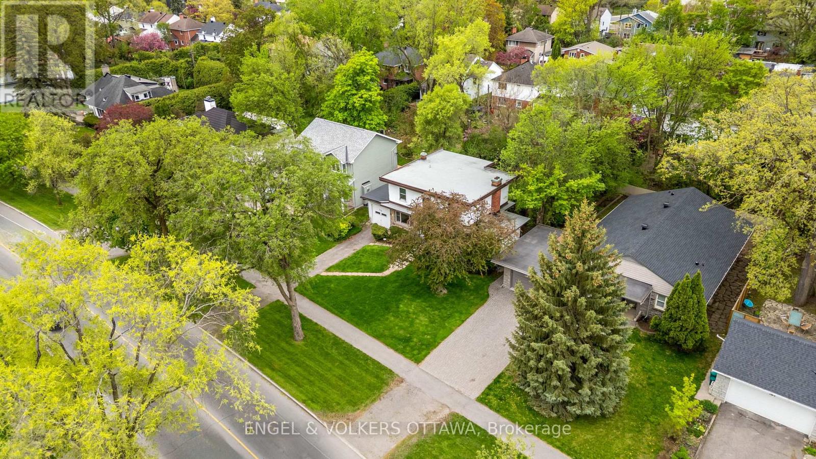 238 Island Park Drive
