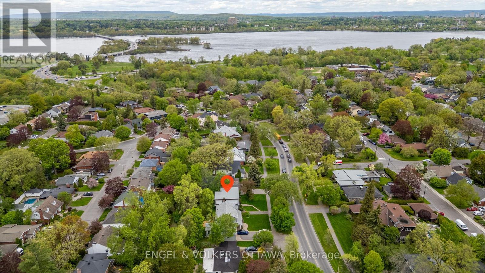238 Island Park Drive