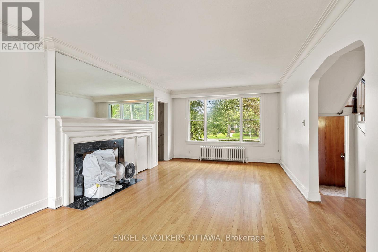 238 Island Park Drive