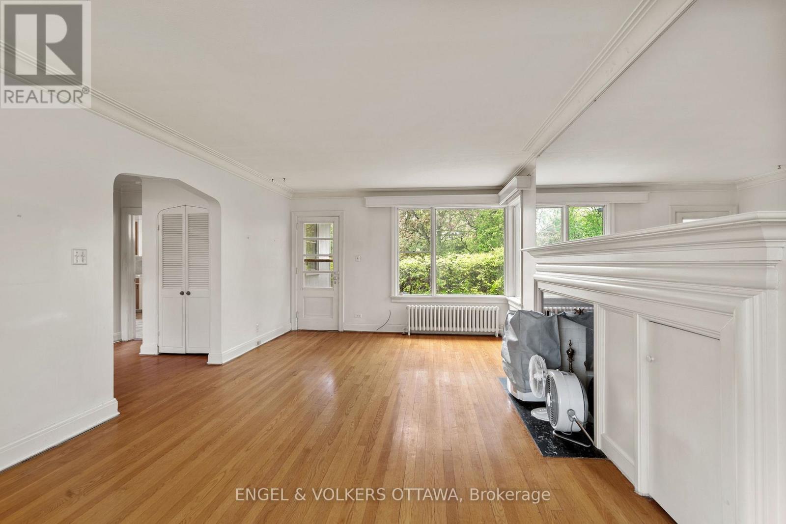 238 Island Park Drive