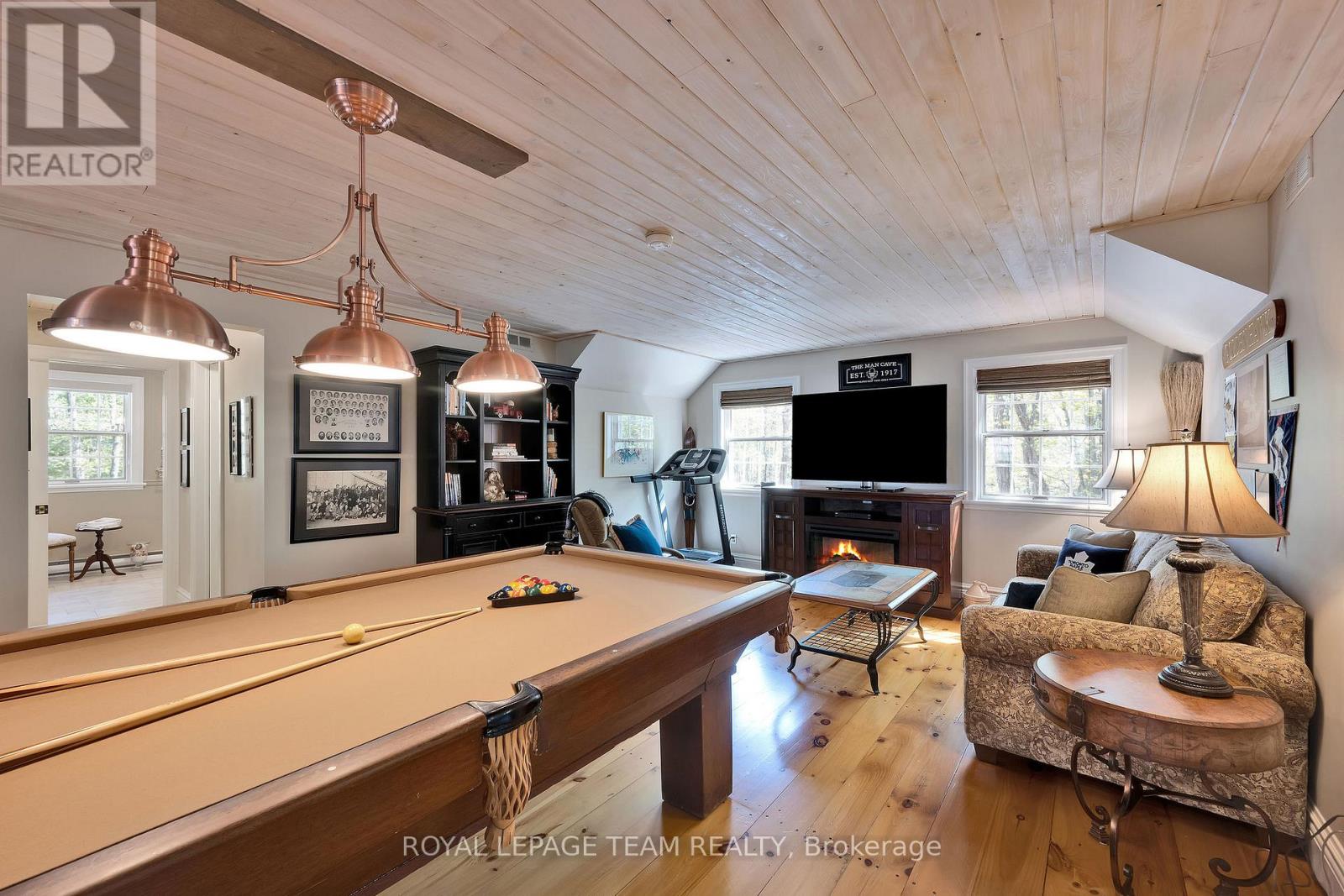 270 Morris Island Drive