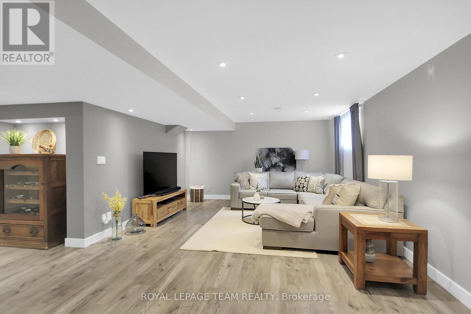 441 Blackleaf Drive