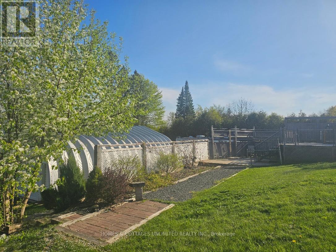 1131 3rd Conc Dalhousie Road