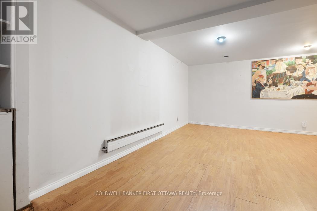 323 Amiens Street