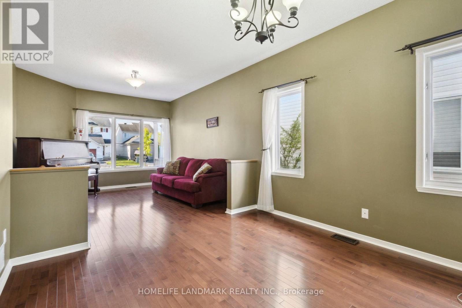 1856 Sunland Drive