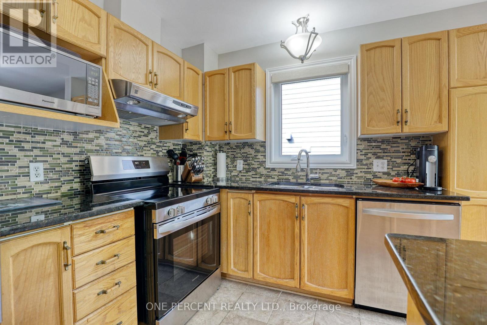 33 Shannondoe Crescent