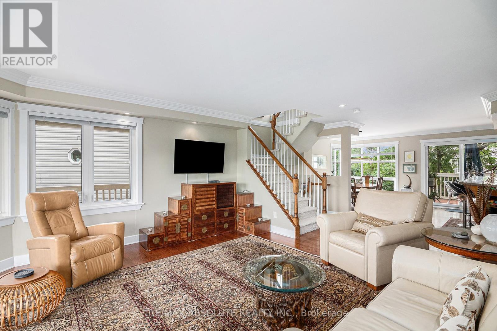47 Robinson Avenue