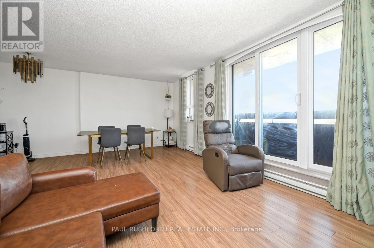 1504 - 2000 Jasmine Crescent