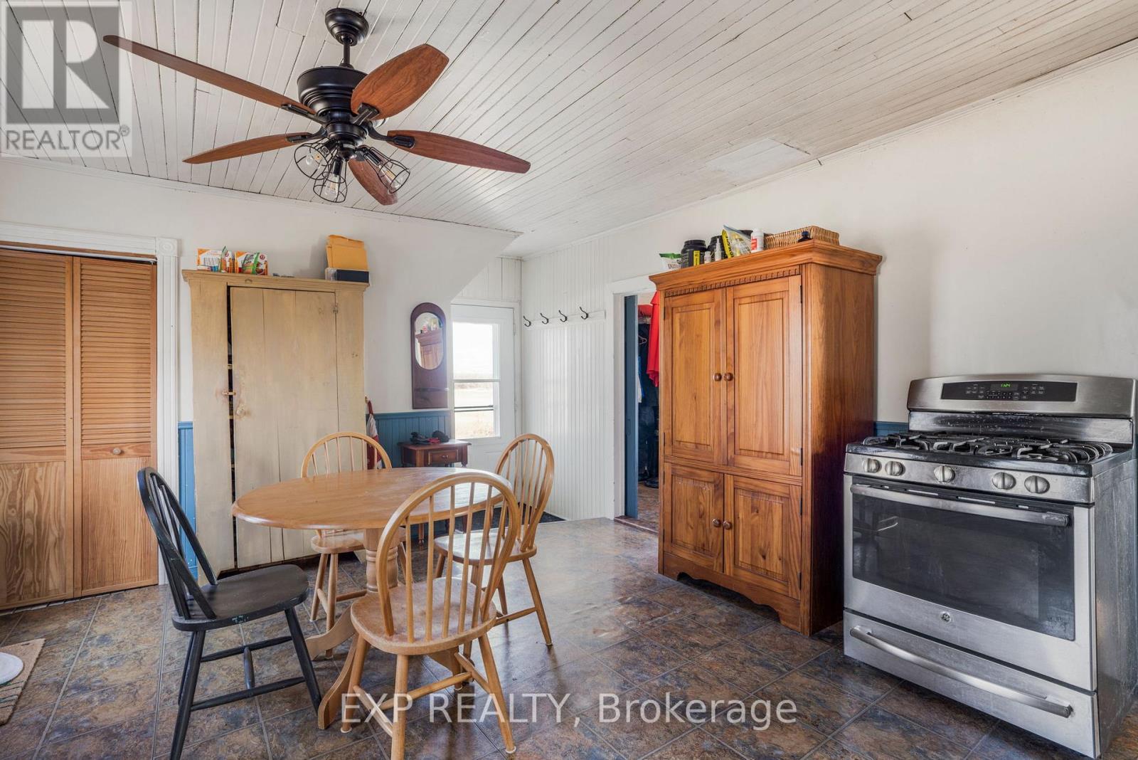 20405 Laggan-glenelg Road