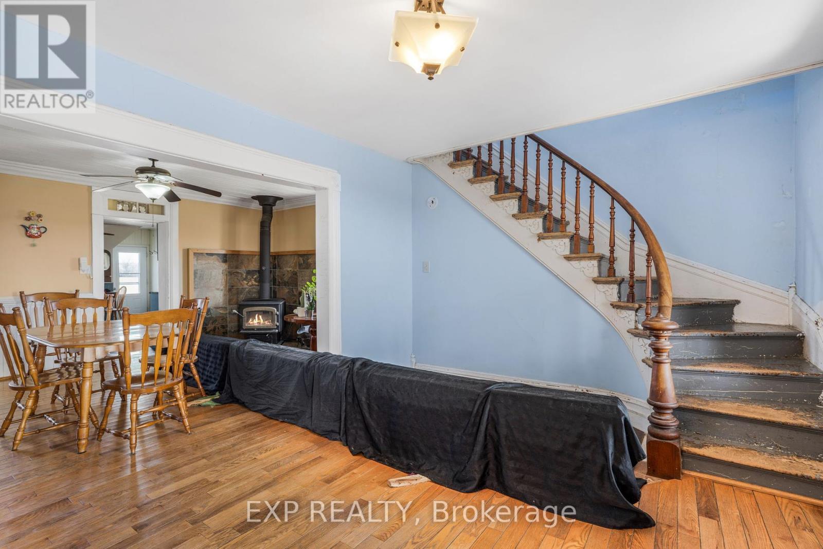 20405 Laggan-glenelg Road