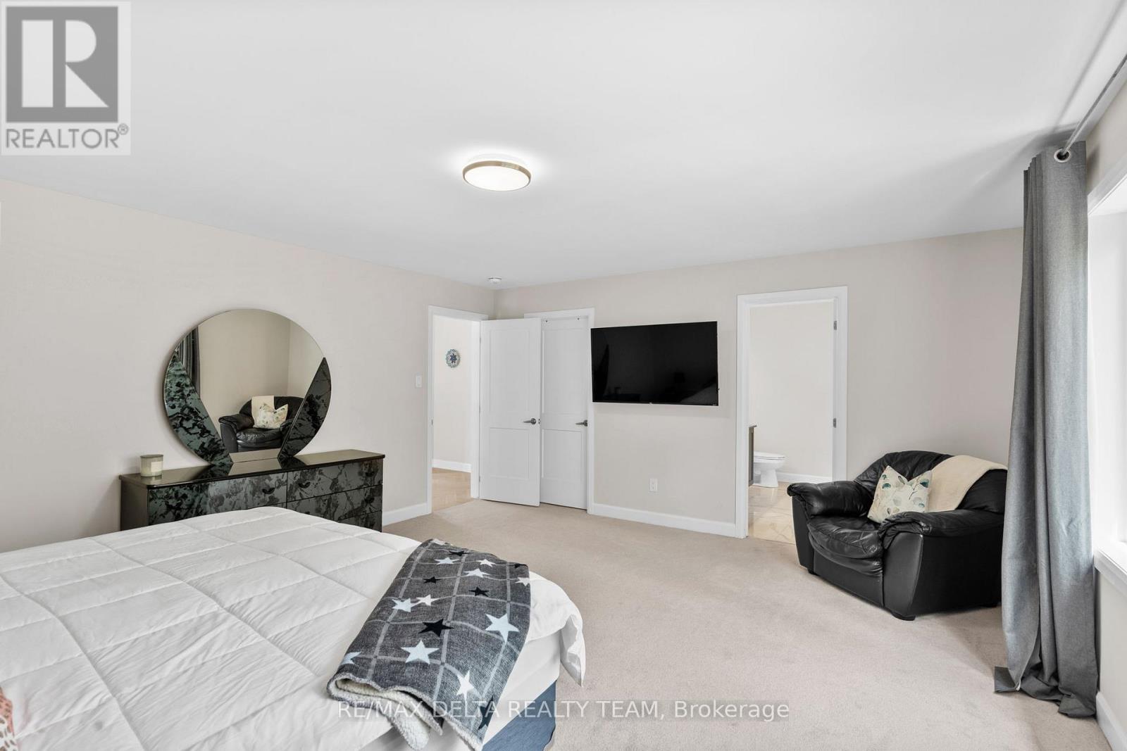 820 Mercier Crescent
