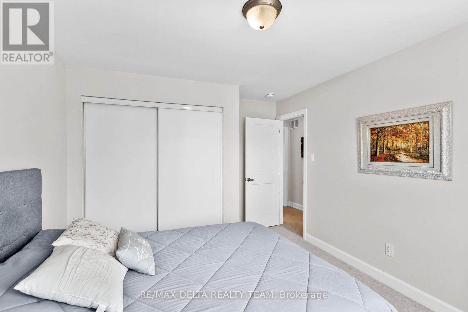 820 Mercier Crescent