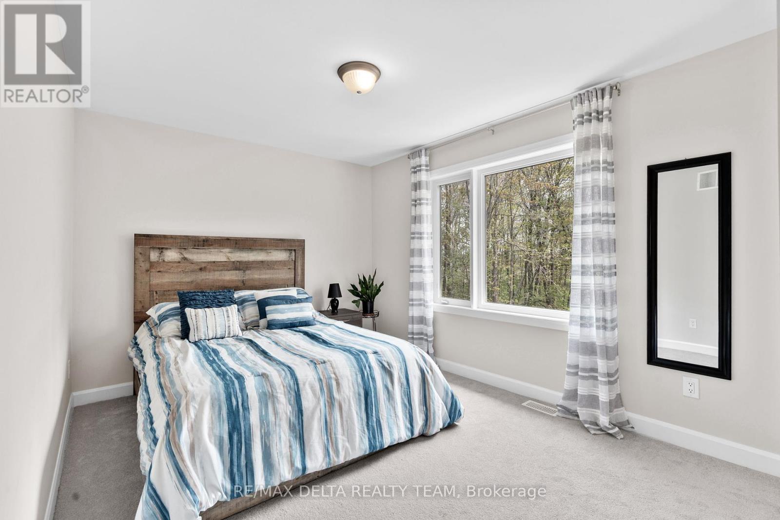 820 Mercier Crescent