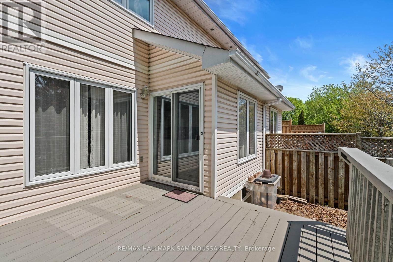 11 Highmont Court