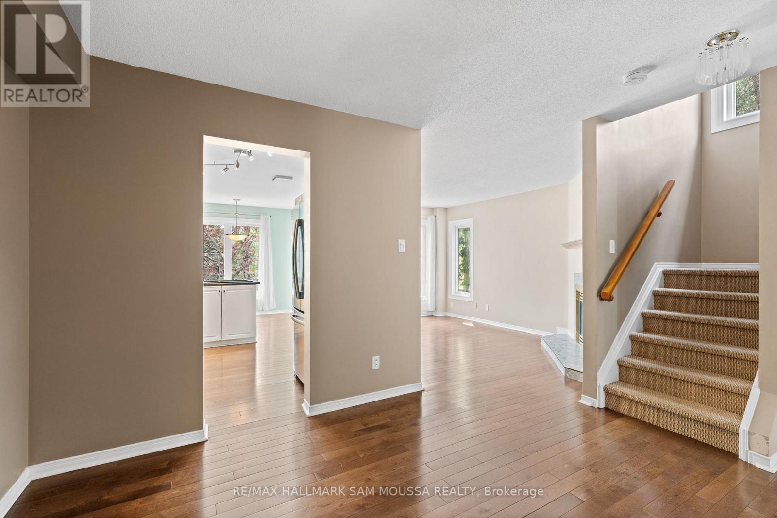 11 Highmont Court
