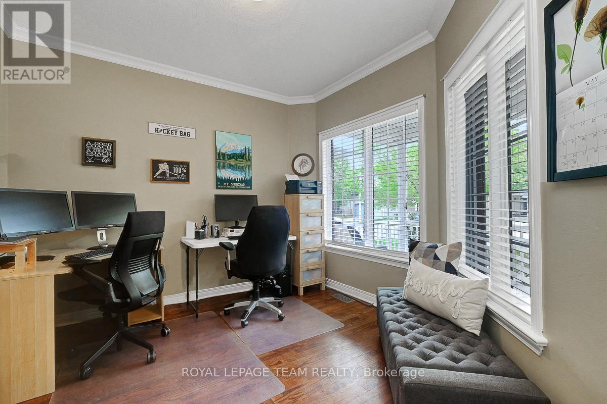 118 Oakfield Crescent