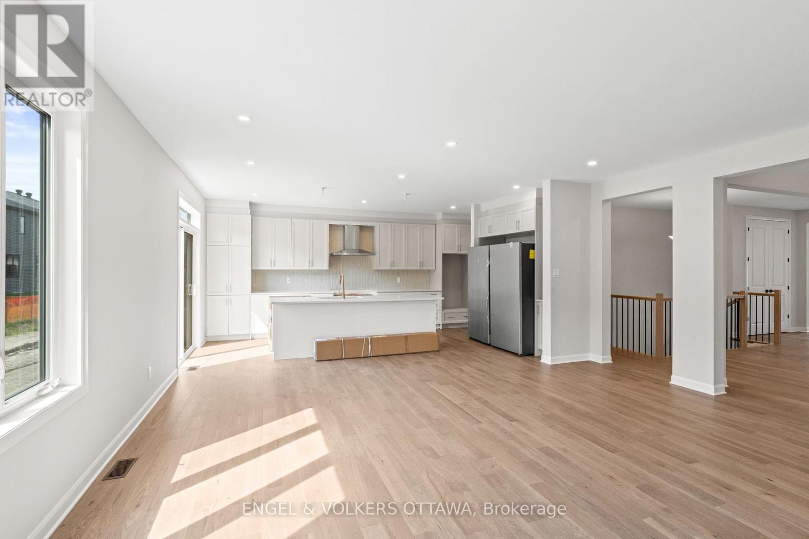 119 D'arleux Place