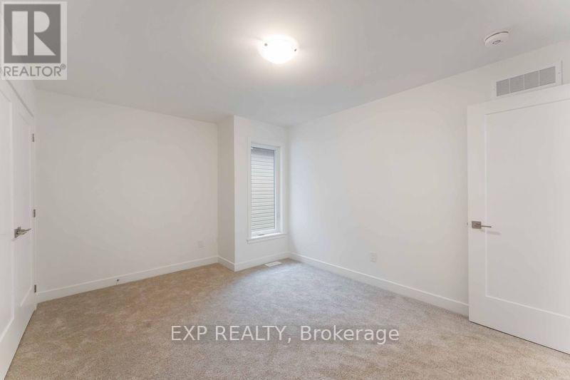 775 Ovation Grove