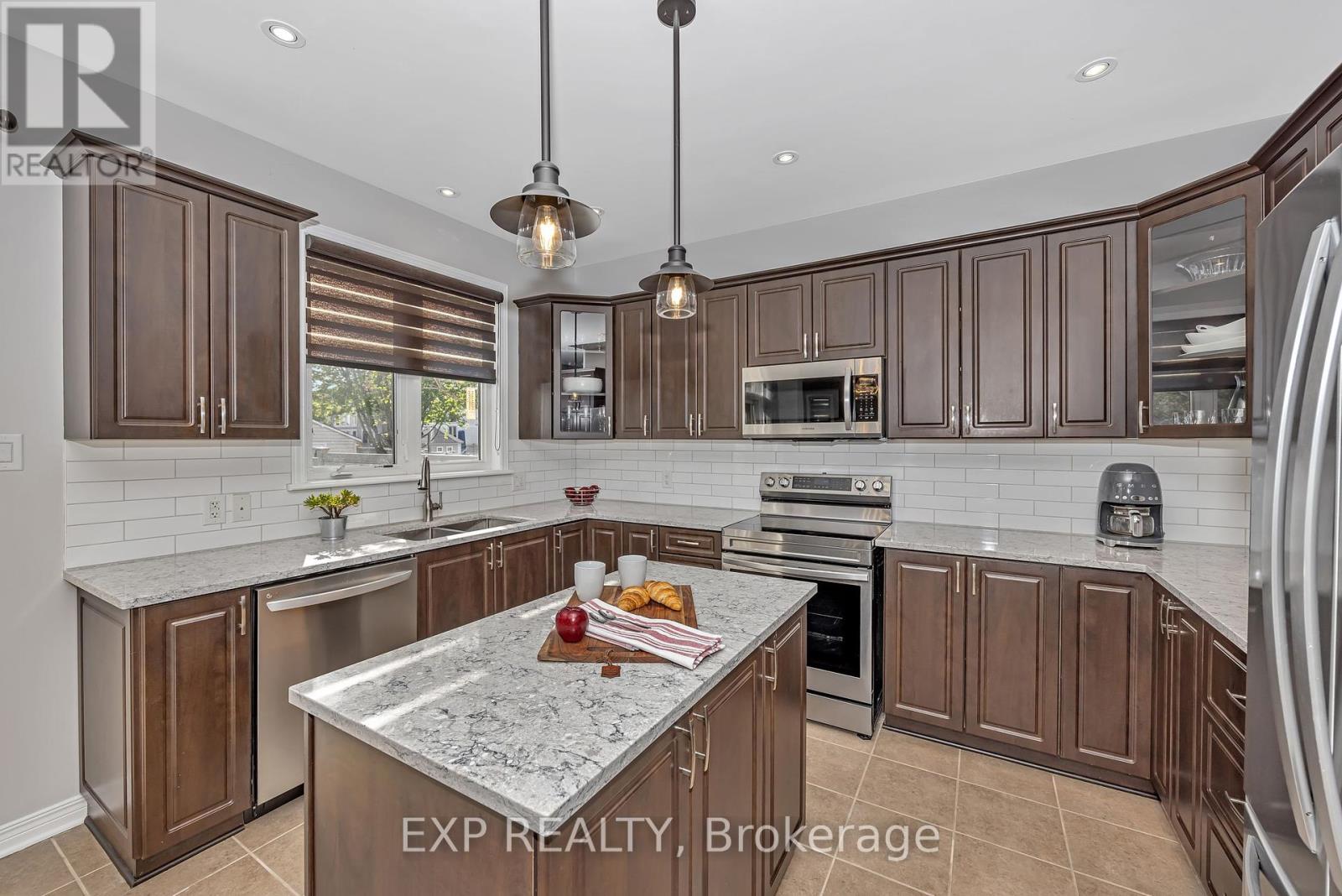 533 Dusty Miller Crescent