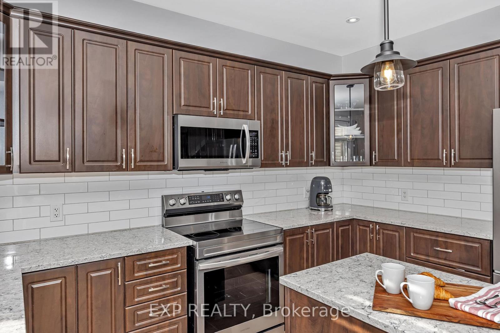 533 Dusty Miller Crescent