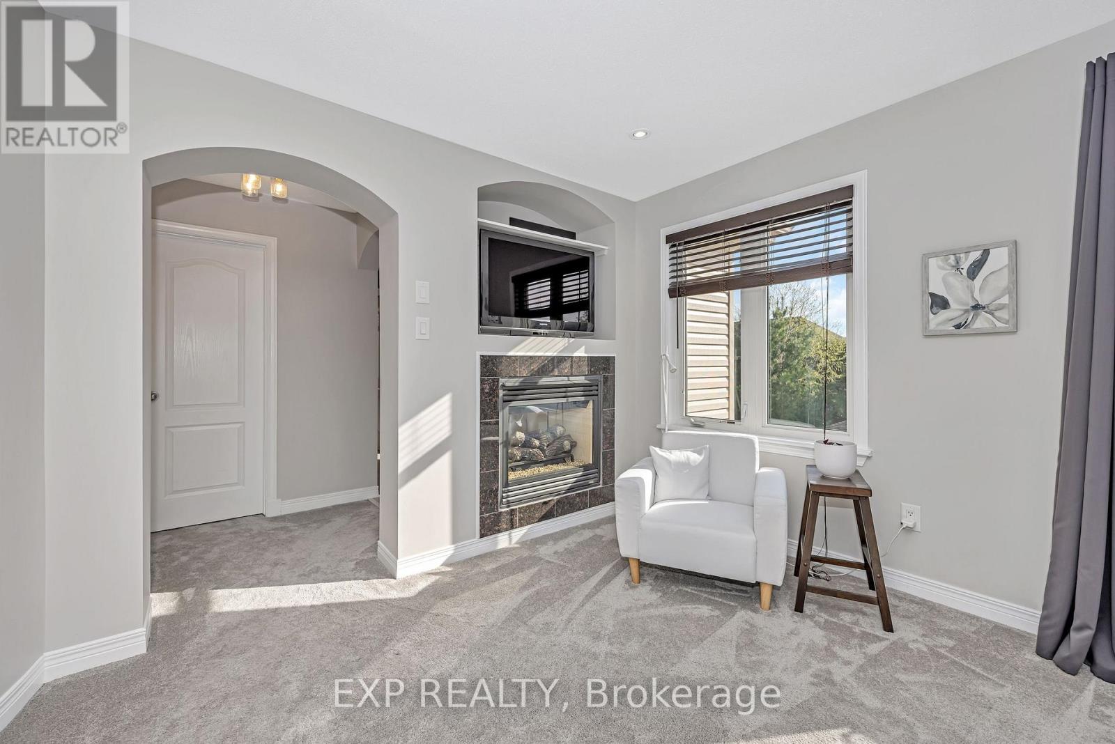 533 Dusty Miller Crescent
