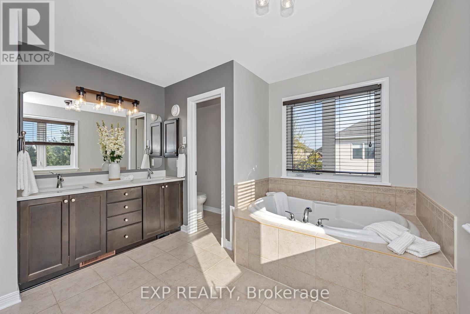 533 Dusty Miller Crescent