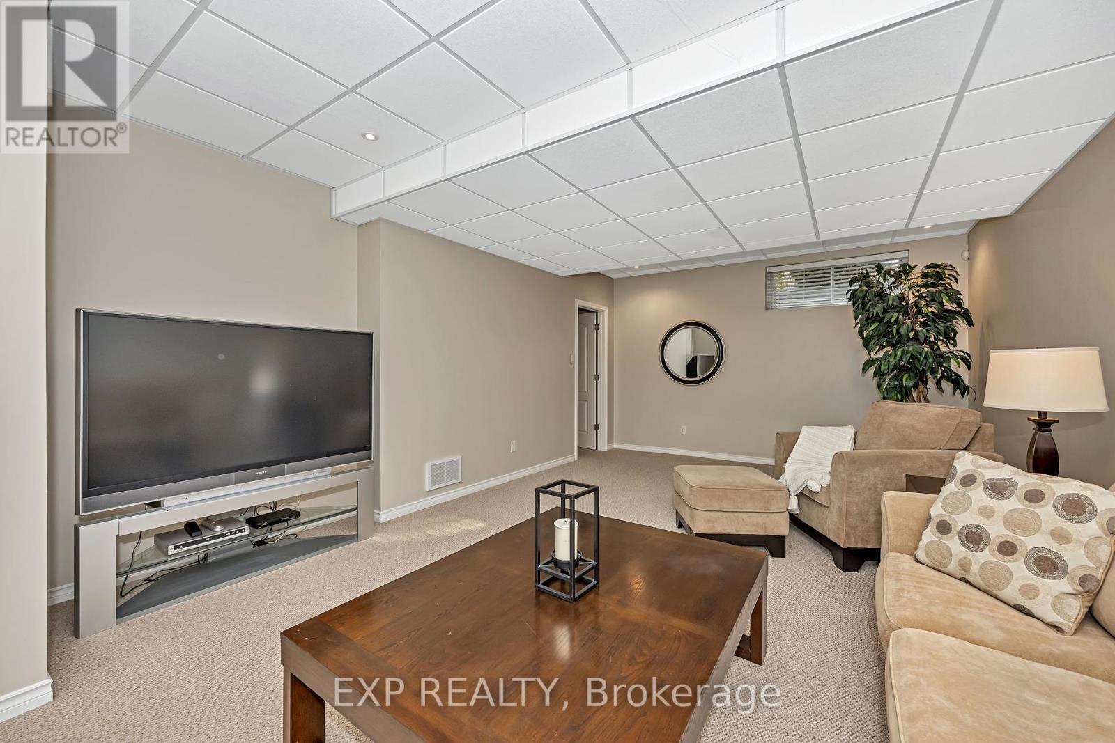 533 Dusty Miller Crescent